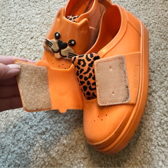 Mini Melissa Kids Orange Cat Shoes - Picture 4 of 6